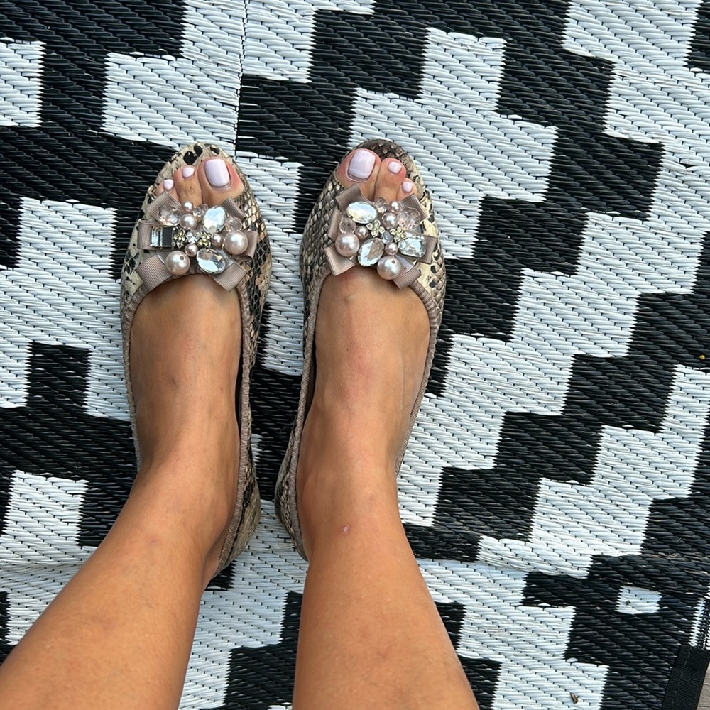 Mia flats